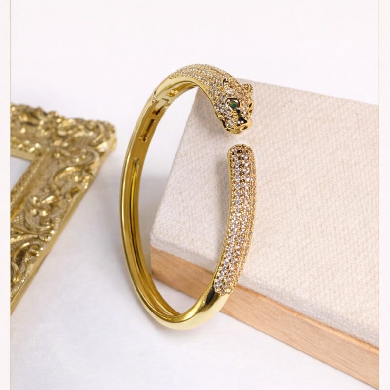 ZAHARA Panther Bangle